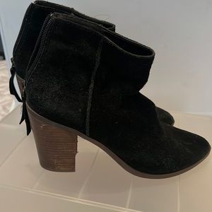 B.P. Black Suede wooden Heeled back zip ankle Booties, Size 8.5